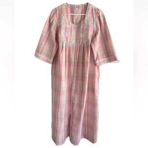 Miss Elaine Womens Seersucker Zip Robe Sz L Pink Short Sleeve Lightweight Mumu
